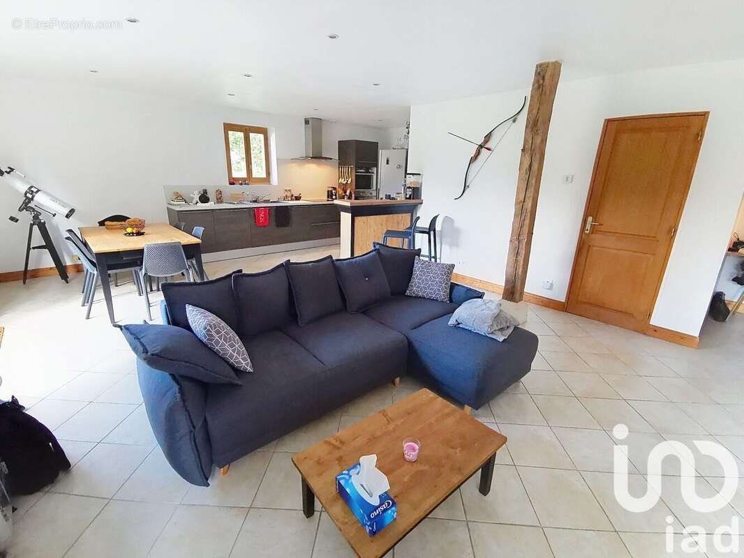 Photo 3 - Maison à CHARRAS