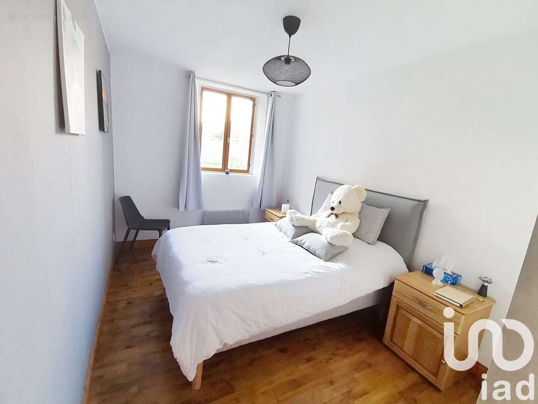 Photo 9 - Maison à CHARRAS