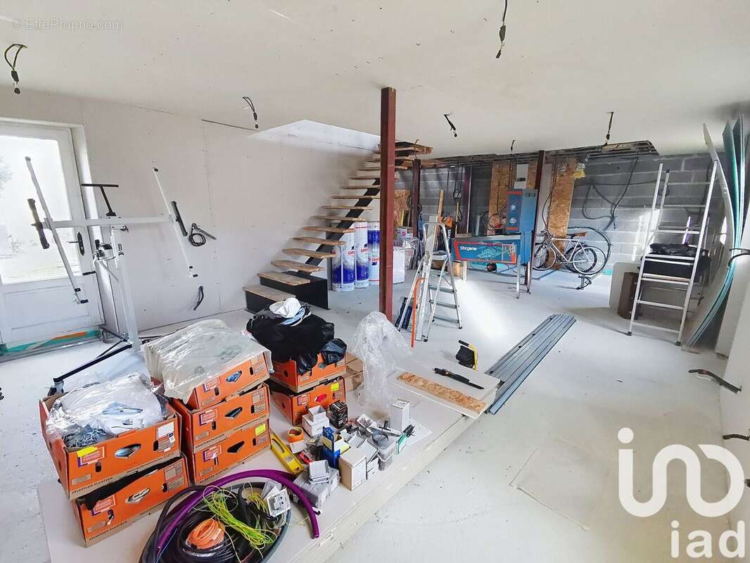 Photo 3 - Maison à CHARRAS