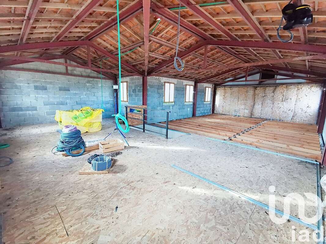 Photo 8 - Maison à CHARRAS