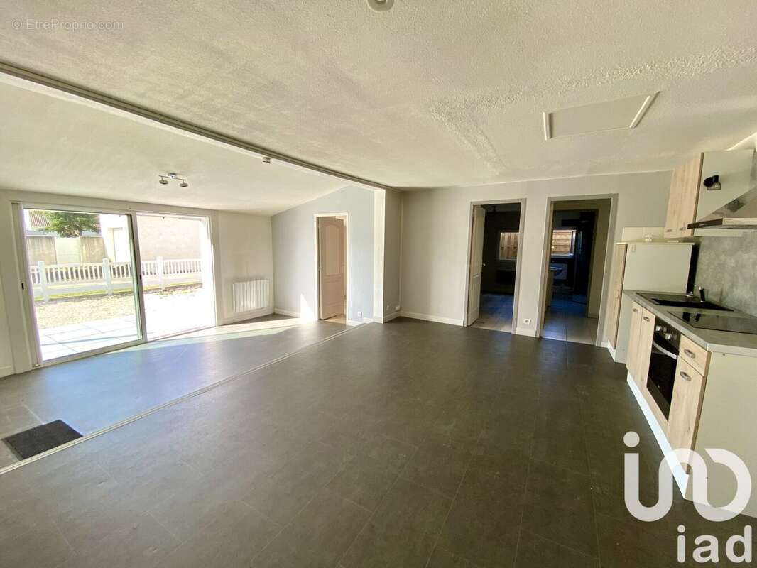 Photo 3 - Maison à MARENNES