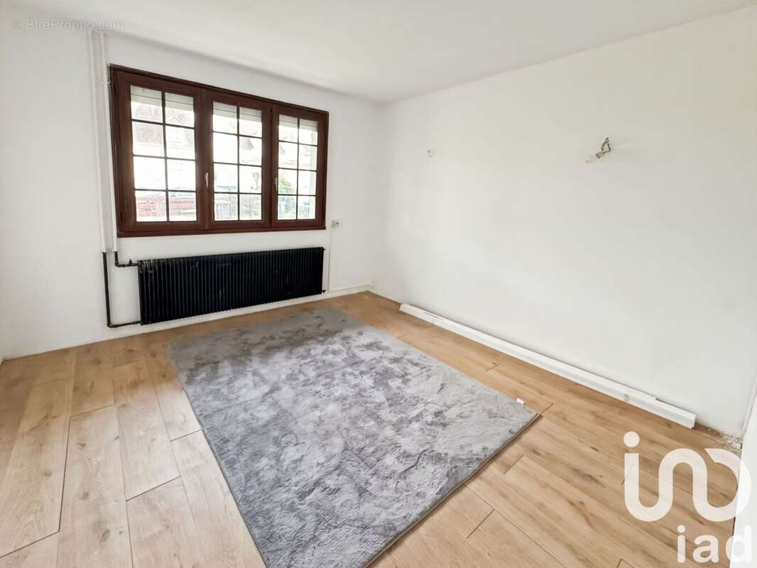 Photo 4 - Maison à SAINTE-GENEVIEVE-DES-BOIS