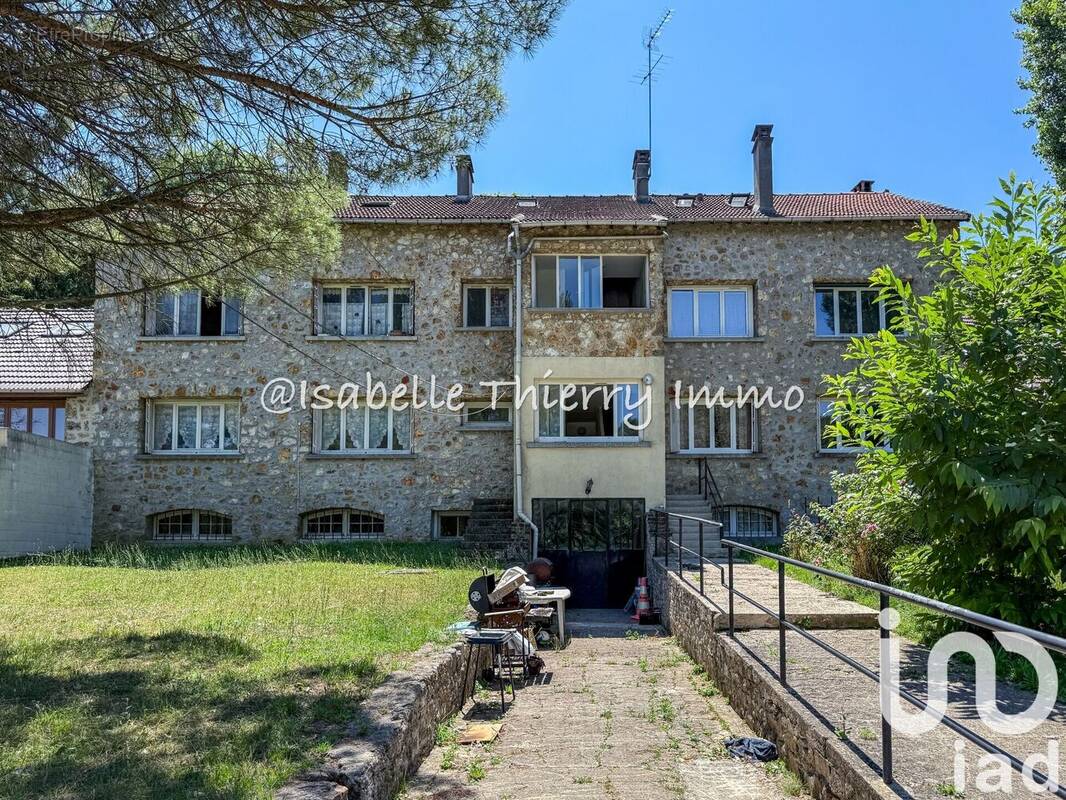 Photo 1 - Appartement à MONTLHERY