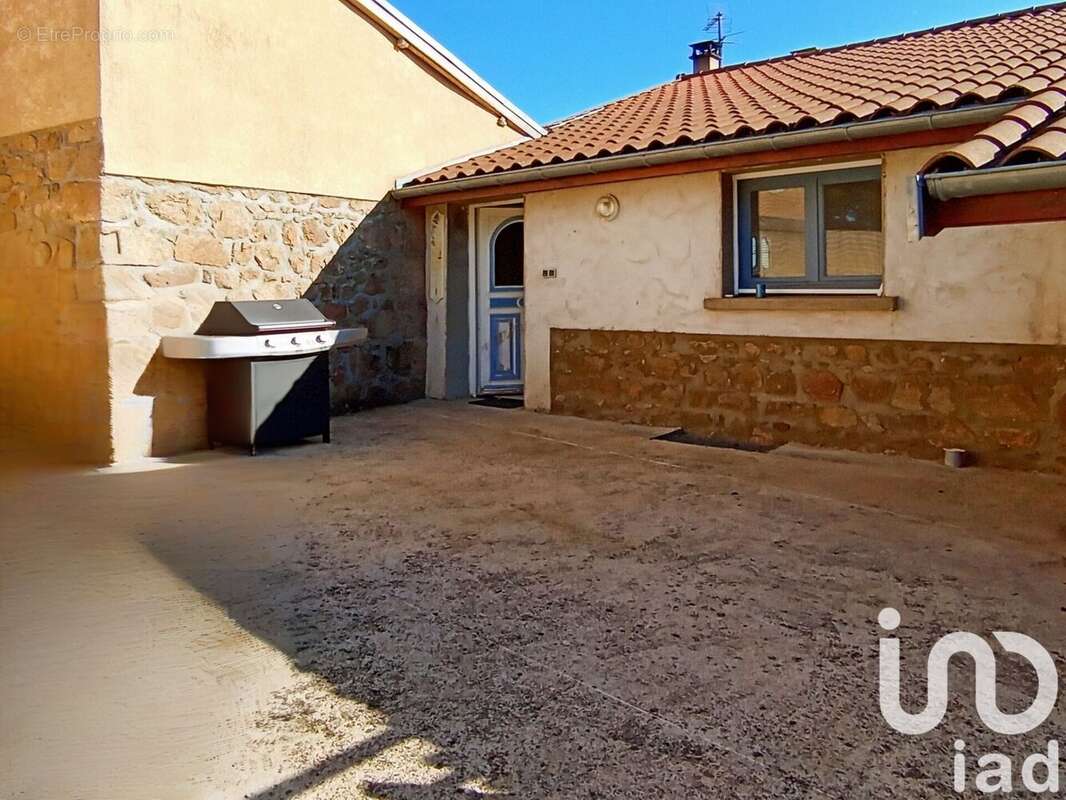 Photo 3 - Maison à SAINT-CLEMENT-LES-PLACES