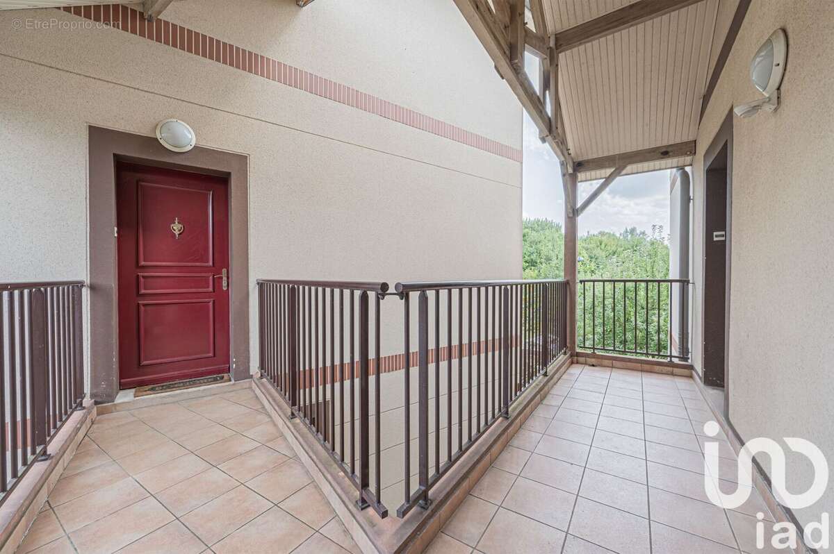 Photo 3 - Appartement à MAGNY-LE-HONGRE