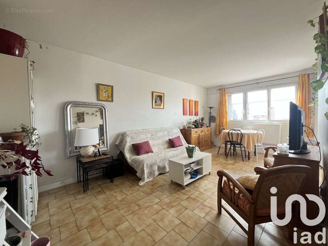 Photo 4 - Appartement à LONGJUMEAU