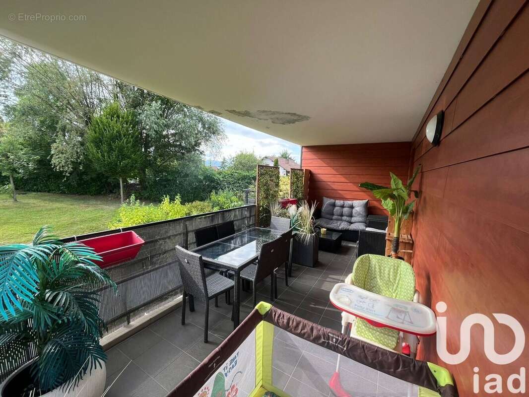 Photo 2 - Appartement à VIRY