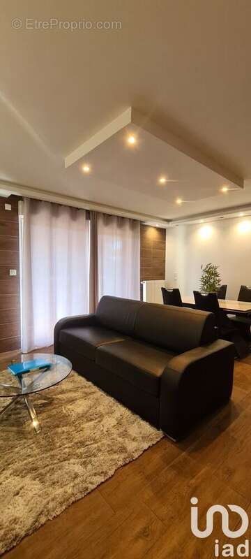 Photo 6 - Appartement à VIRY