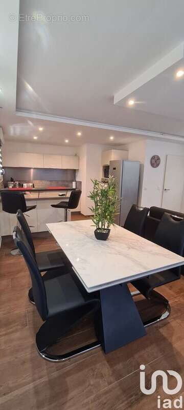 Photo 8 - Appartement à VIRY