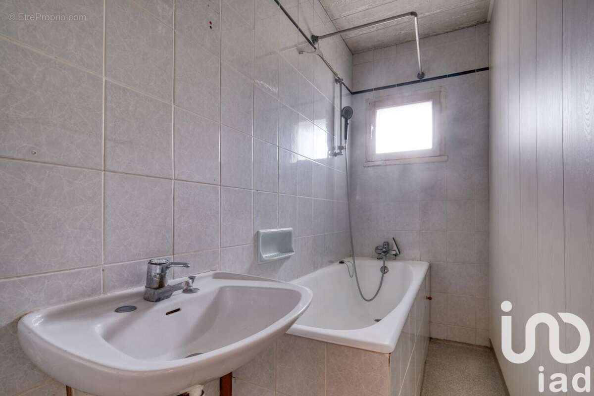 Photo 8 - Appartement à LAGNY-SUR-MARNE