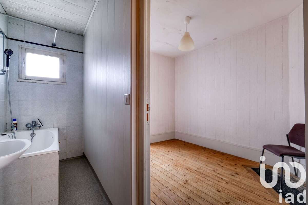 Photo 9 - Appartement à LAGNY-SUR-MARNE