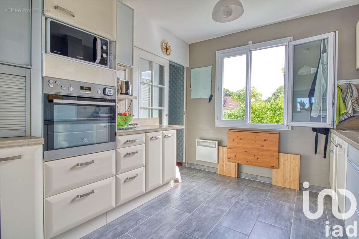 Photo 8 - Maison à EPONE