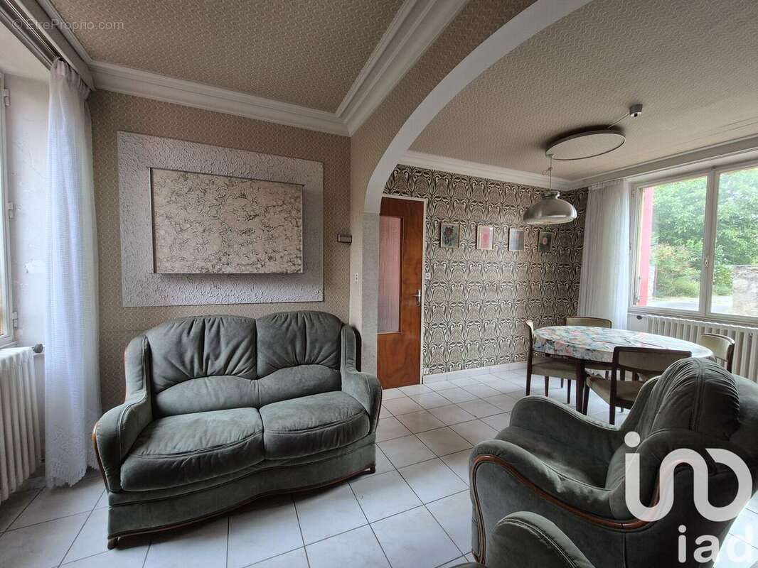 Photo 3 - Maison à SAINT-ETIENNE-DE-MONTLUC