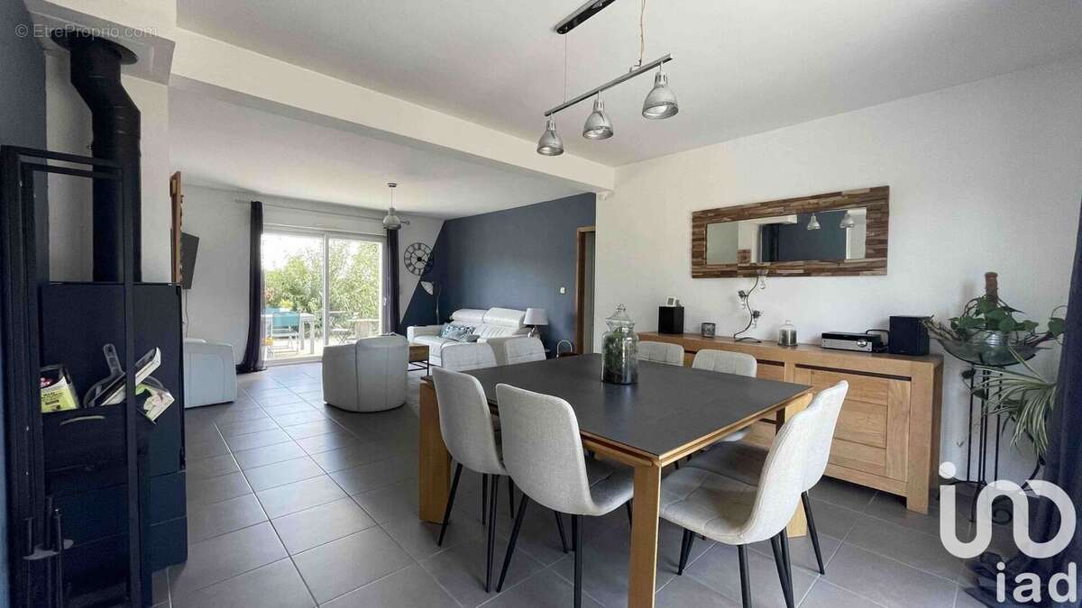 Photo 4 - Maison à AZAY-LE-RIDEAU