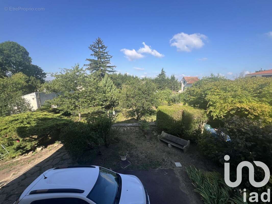 Photo 5 - Maison à SAINTRY-SUR-SEINE