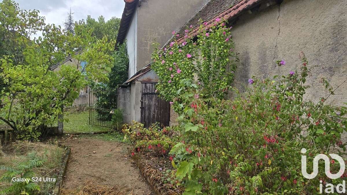 Photo 2 - Maison à SAINT-AMAND-MONTROND