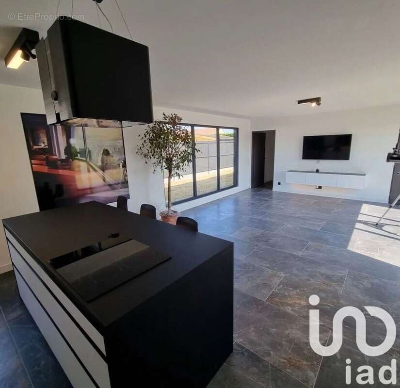 Photo 2 - Maison à TROUY