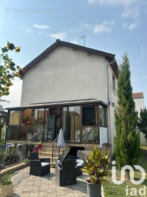 Photo 1 - Maison à SAINT-PARRES-AUX-TERTRES