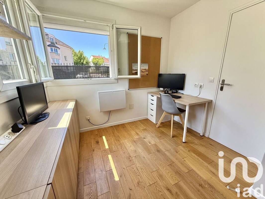 Photo 6 - Maison à VOISINS-LE-BRETONNEUX