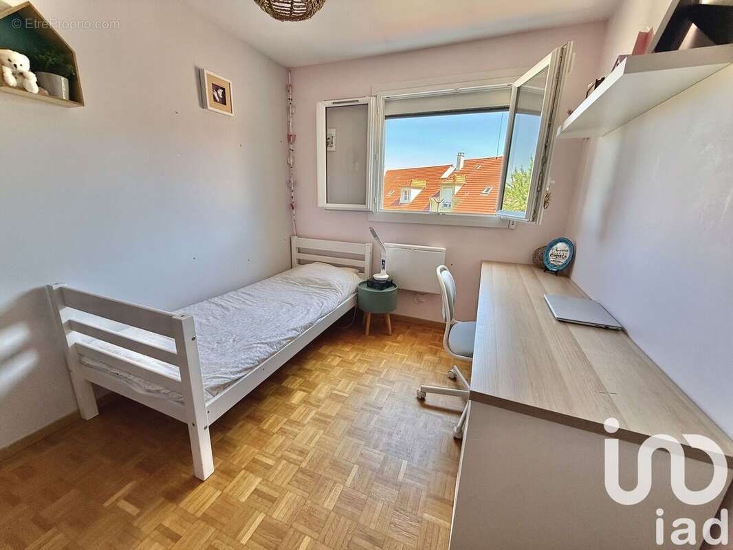 Photo 8 - Maison à VOISINS-LE-BRETONNEUX