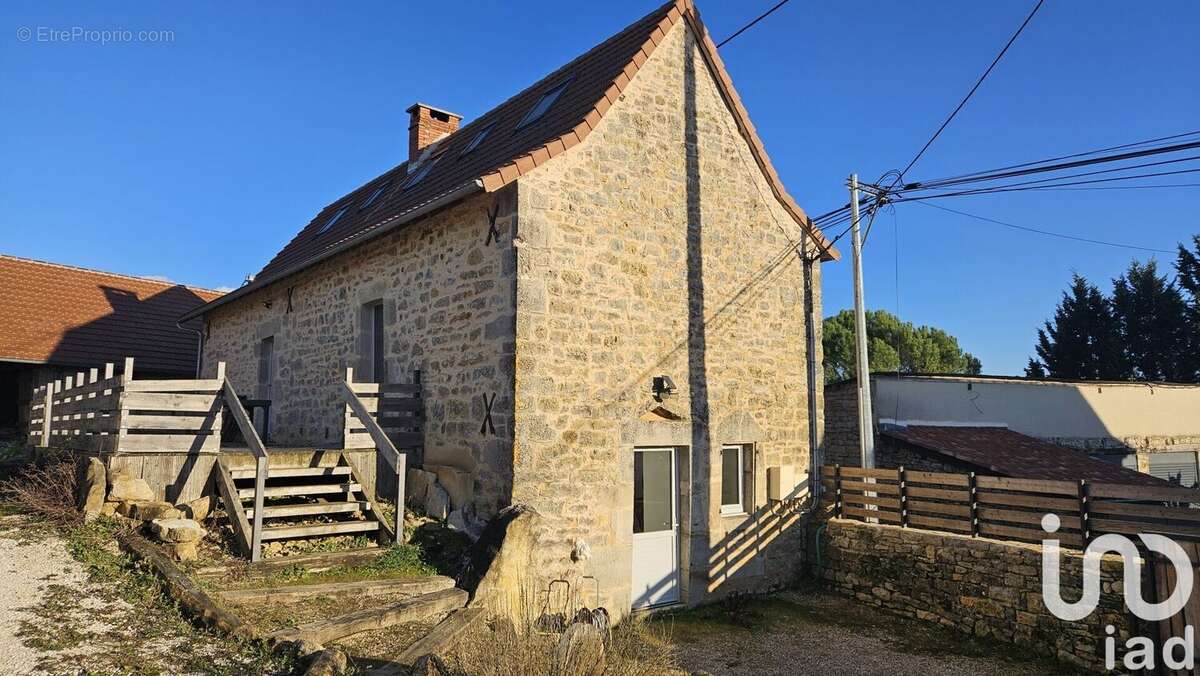 Photo 3 - Maison à SAINTE-CROIX