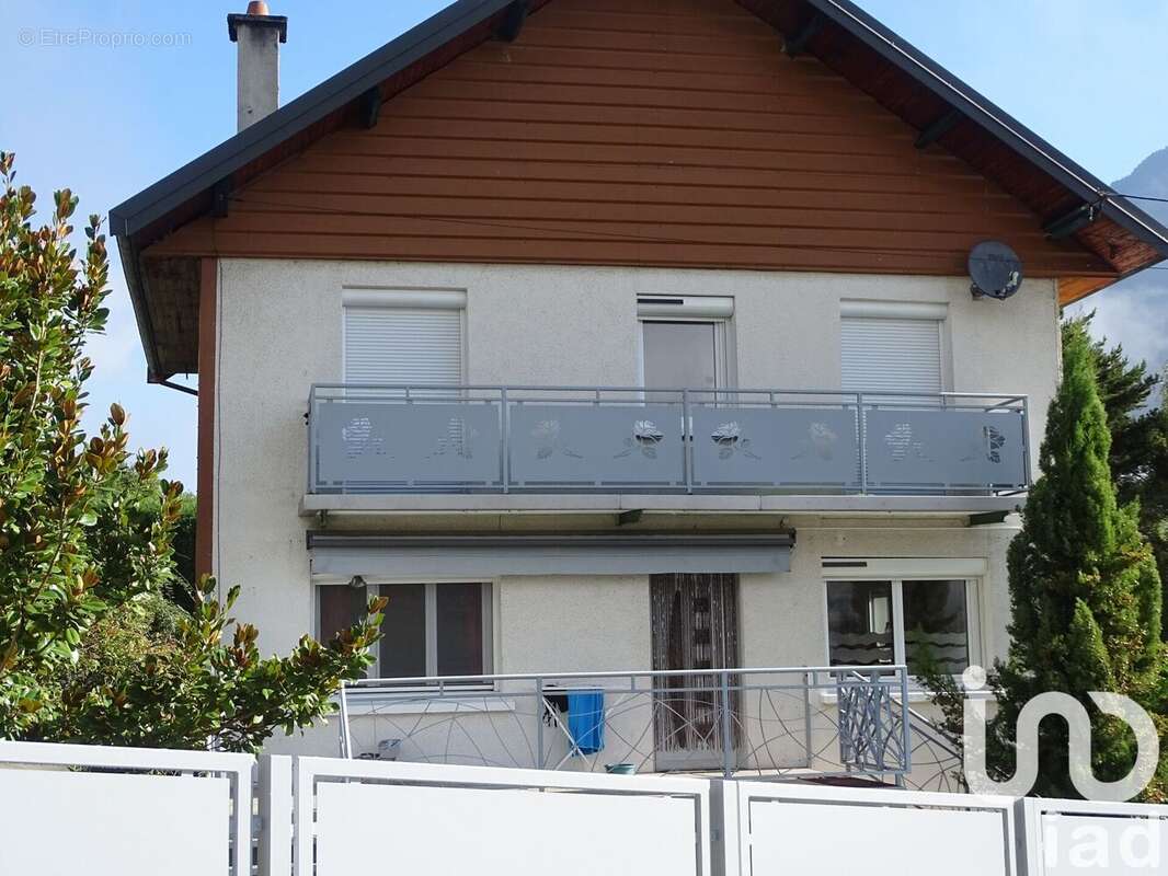 Photo 2 - Maison à SAINT-REMY-DE-MAURIENNE