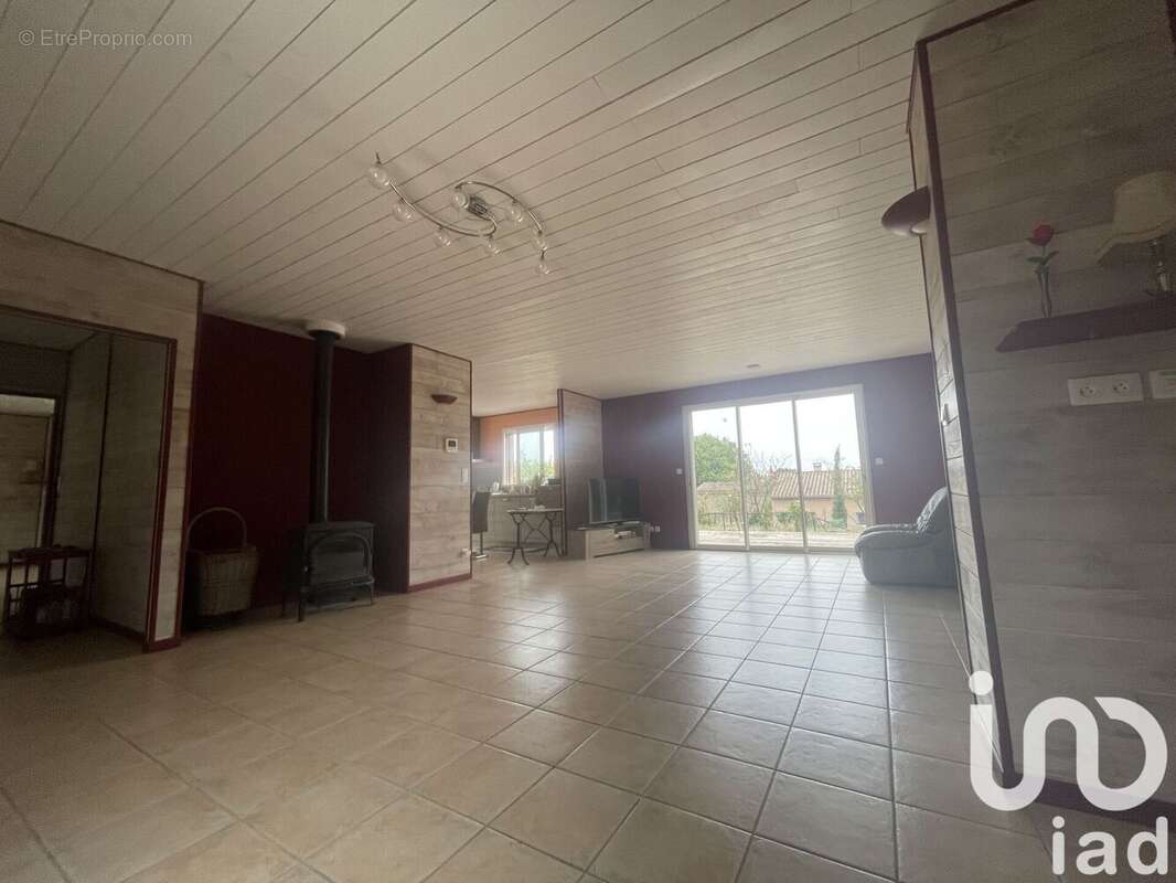 Photo 6 - Maison à VILLENEUVE-MINERVOIS