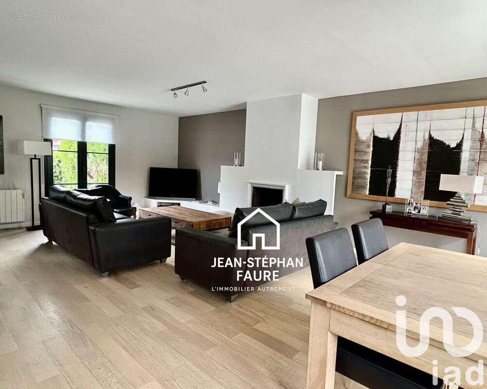 Photo 6 - Maison à MORANGIS