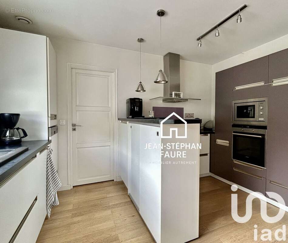 Photo 8 - Maison à MORANGIS