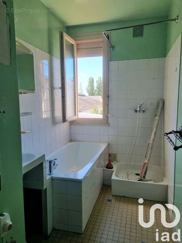 Photo 6 - Maison à LE PUY-NOTRE-DAME