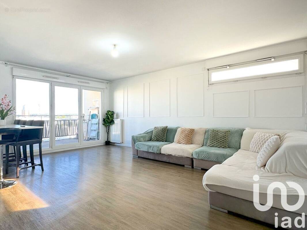 Photo 1 - Appartement à BOBIGNY