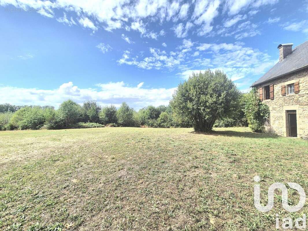 Photo 3 - Maison à LE LONZAC