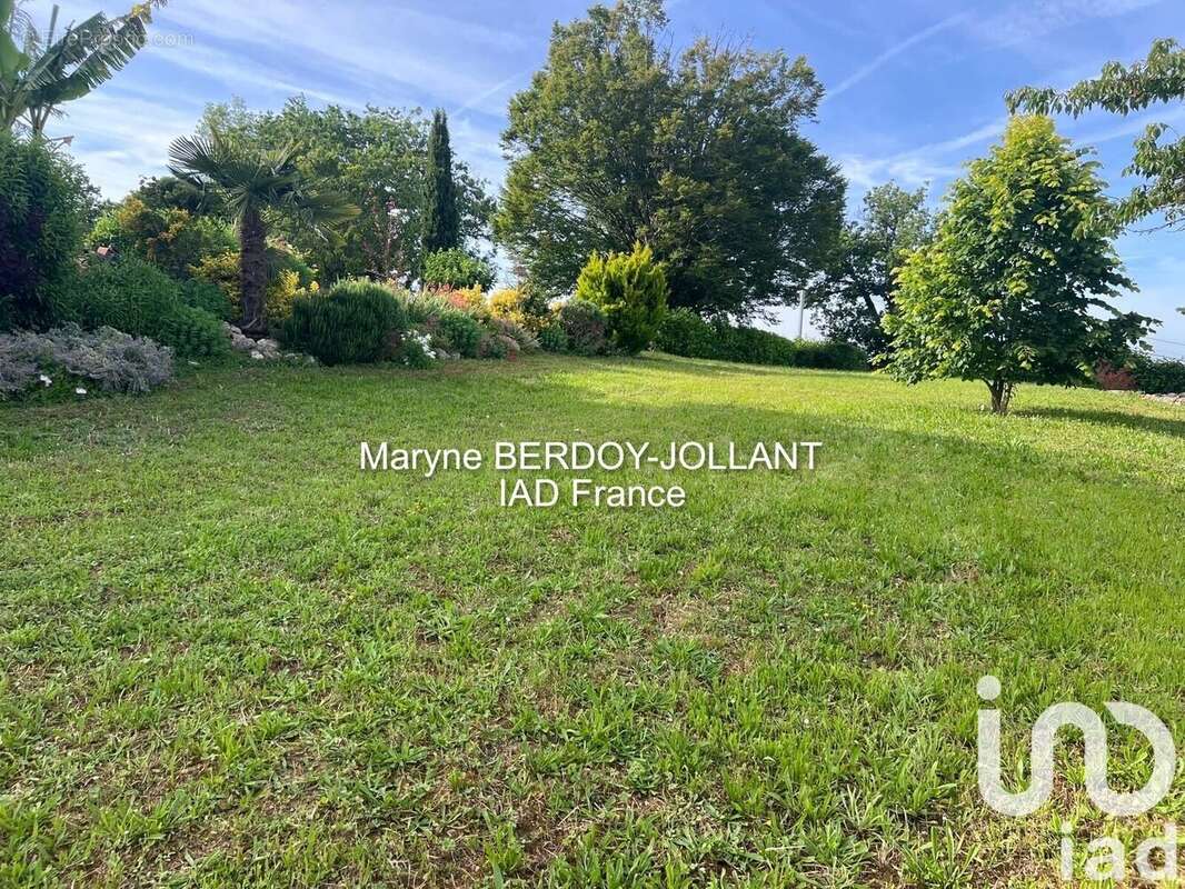 Photo 2 - Terrain à ESTILLAC