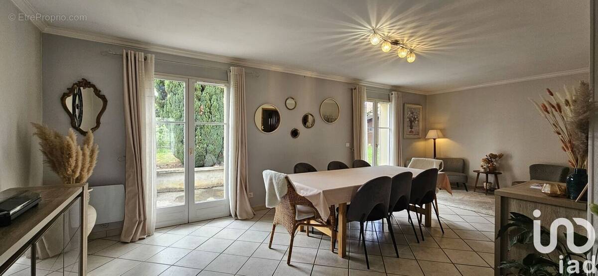 Photo 1 - Maison à NOISEAU