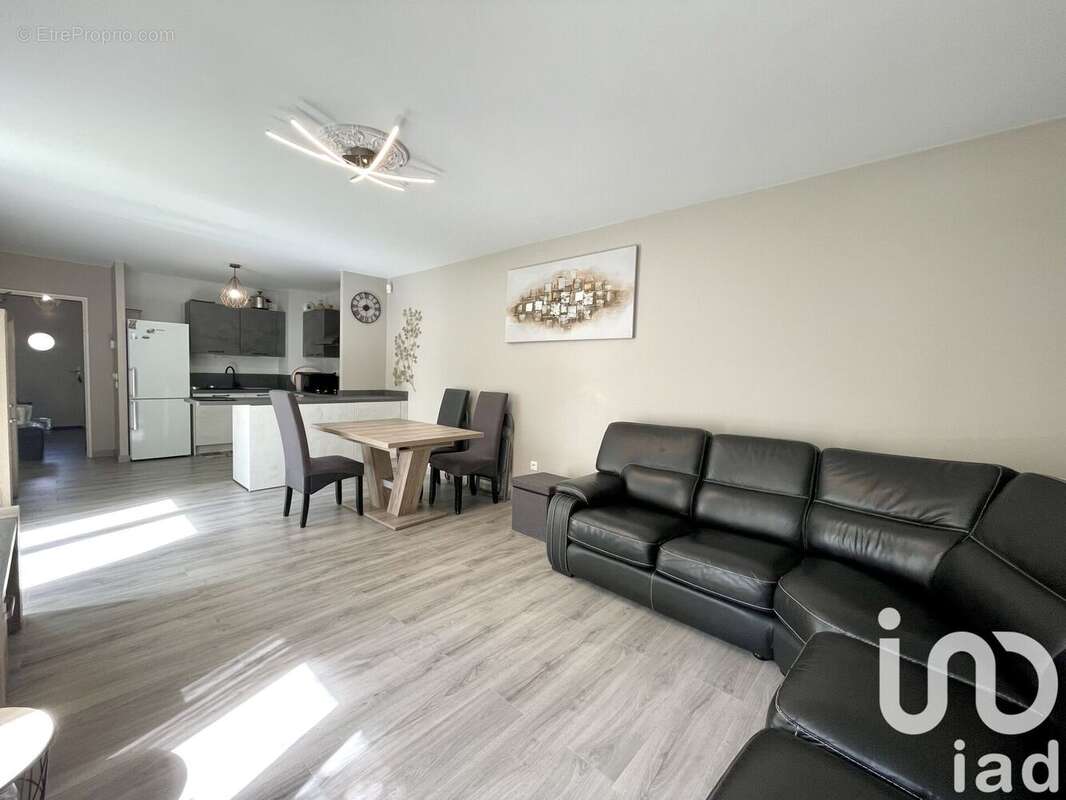 Photo 9 - Maison à CLAYE-SOUILLY