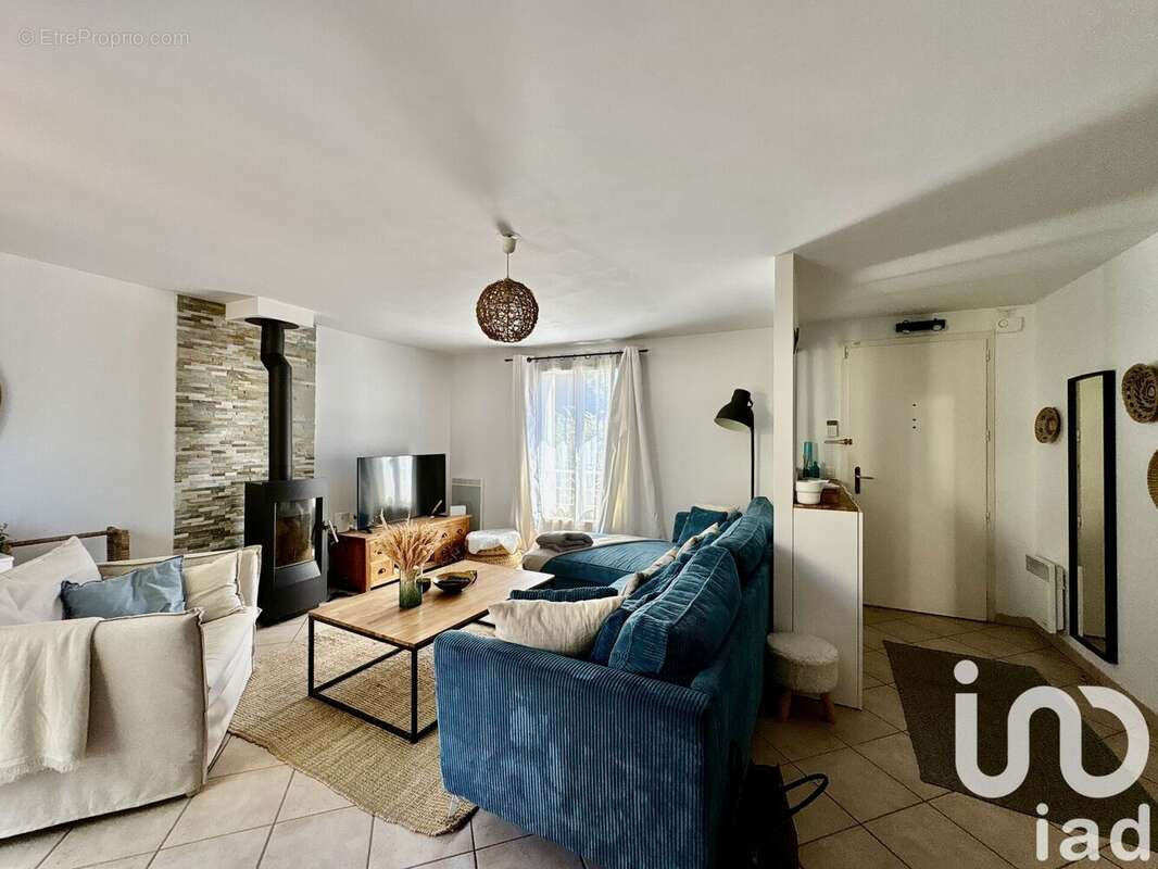 Photo 3 - Maison à LE COUDRAY-MONTCEAUX