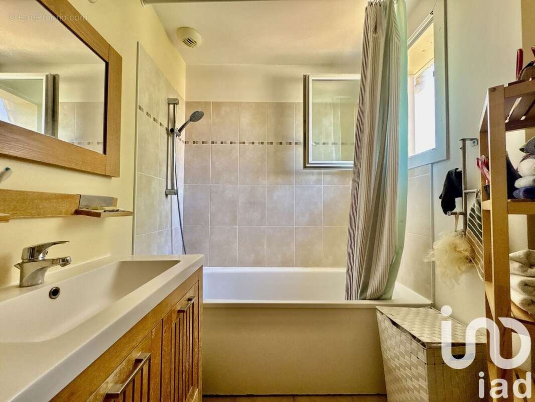 Photo 9 - Maison à LE COUDRAY-MONTCEAUX