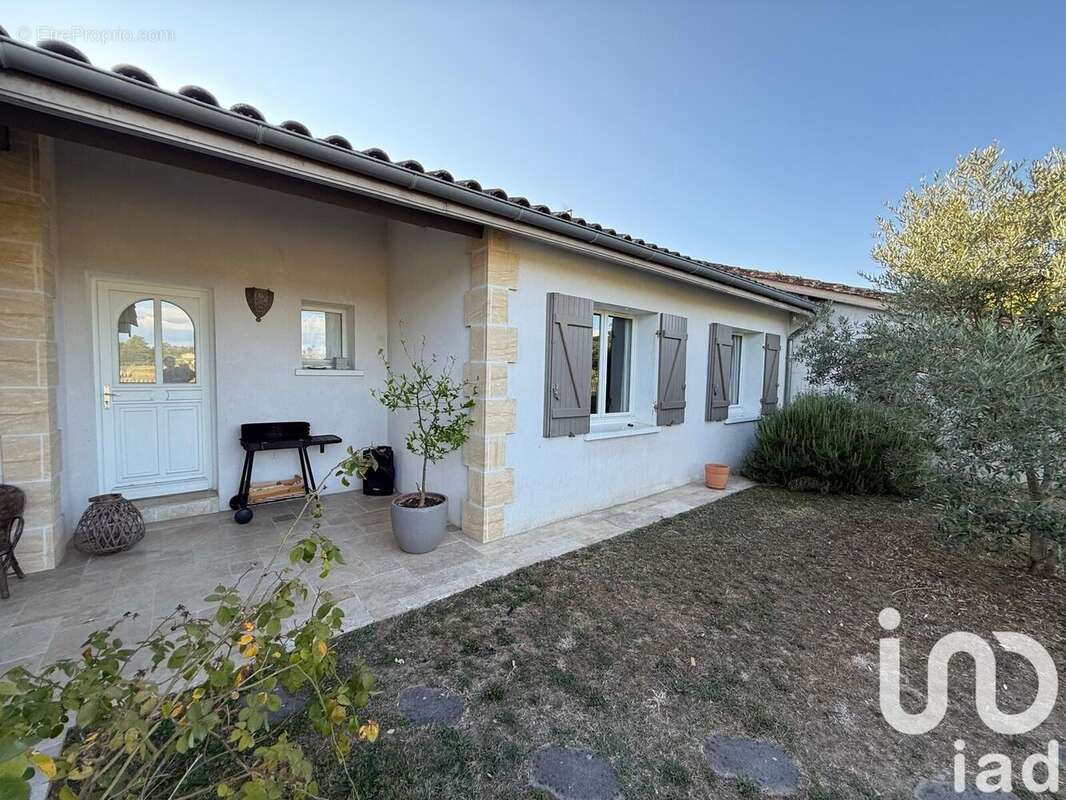 Photo 2 - Maison à MONTCARET