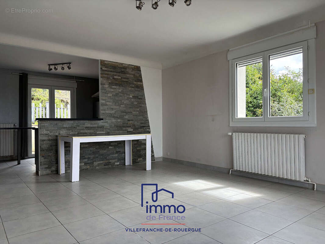 Maison à VILLEFRANCHE-DE-ROUERGUE