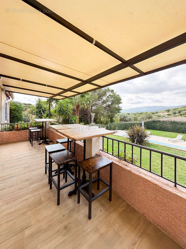 Maison à PLAN-DE-LA-TOUR