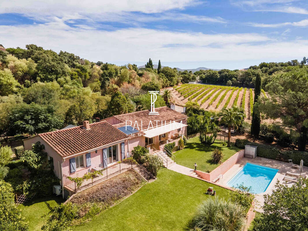 Maison à PLAN-DE-LA-TOUR