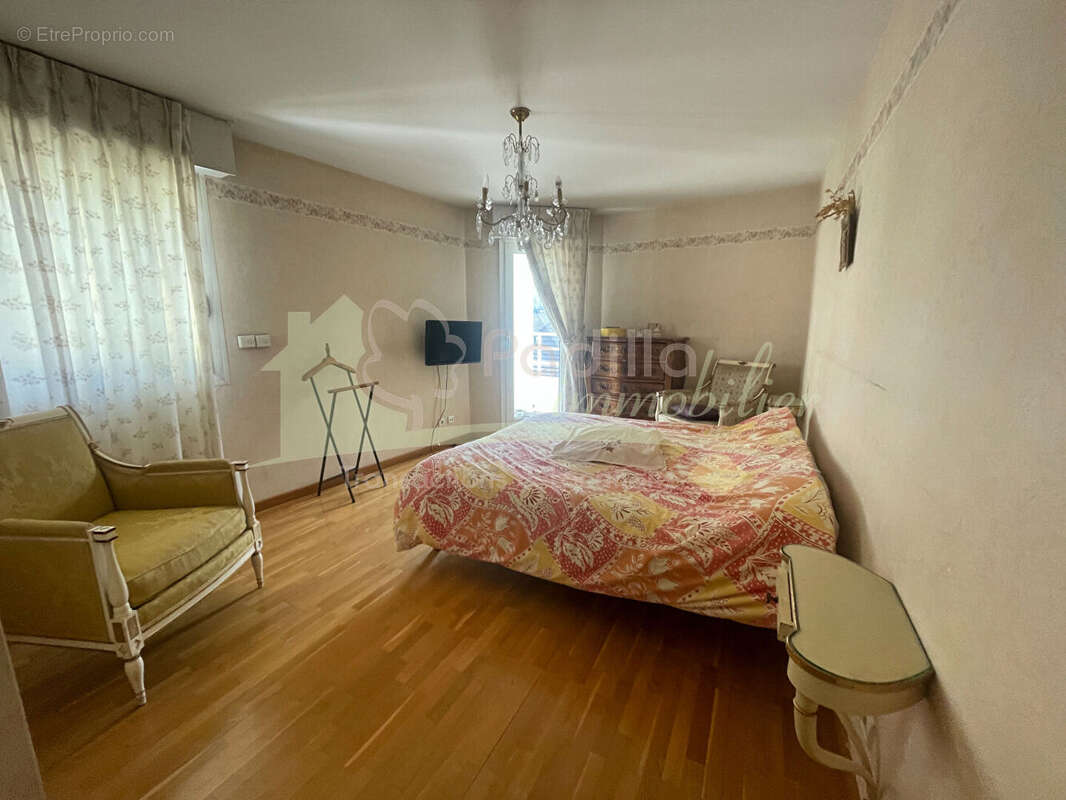 Appartement à CLUSES