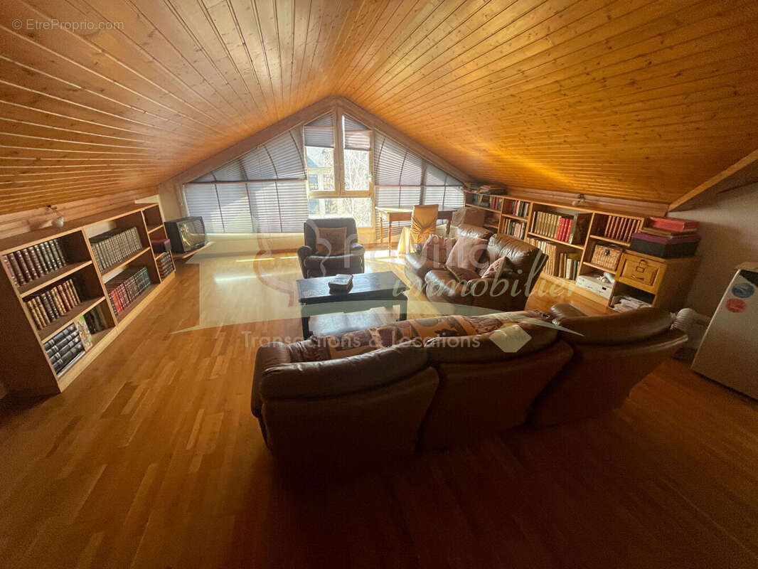 Appartement à CLUSES