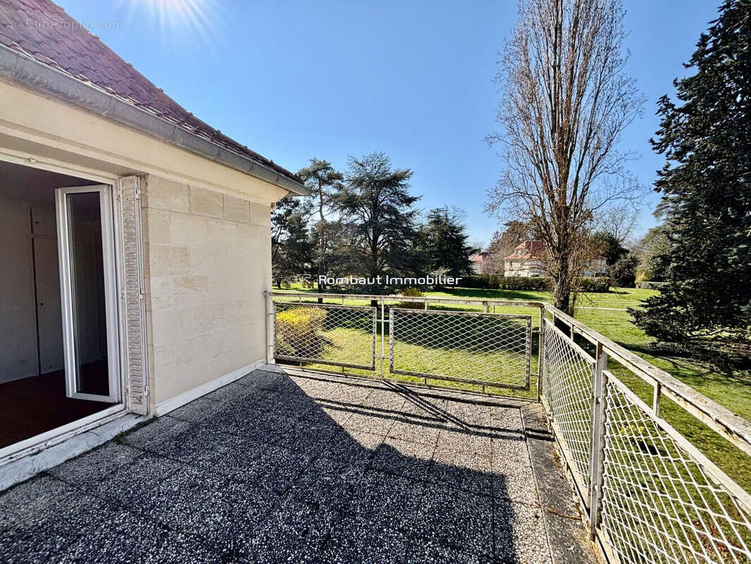 Maison à LA CELLE-SAINT-CLOUD