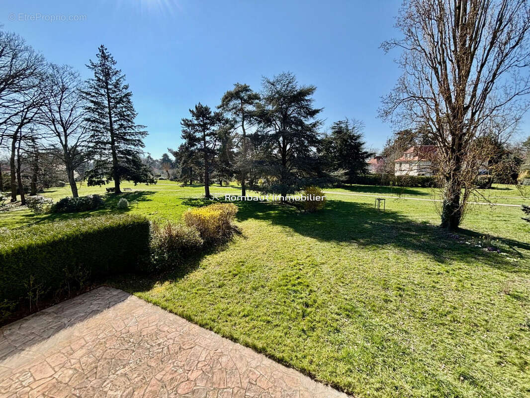 Maison à LA CELLE-SAINT-CLOUD