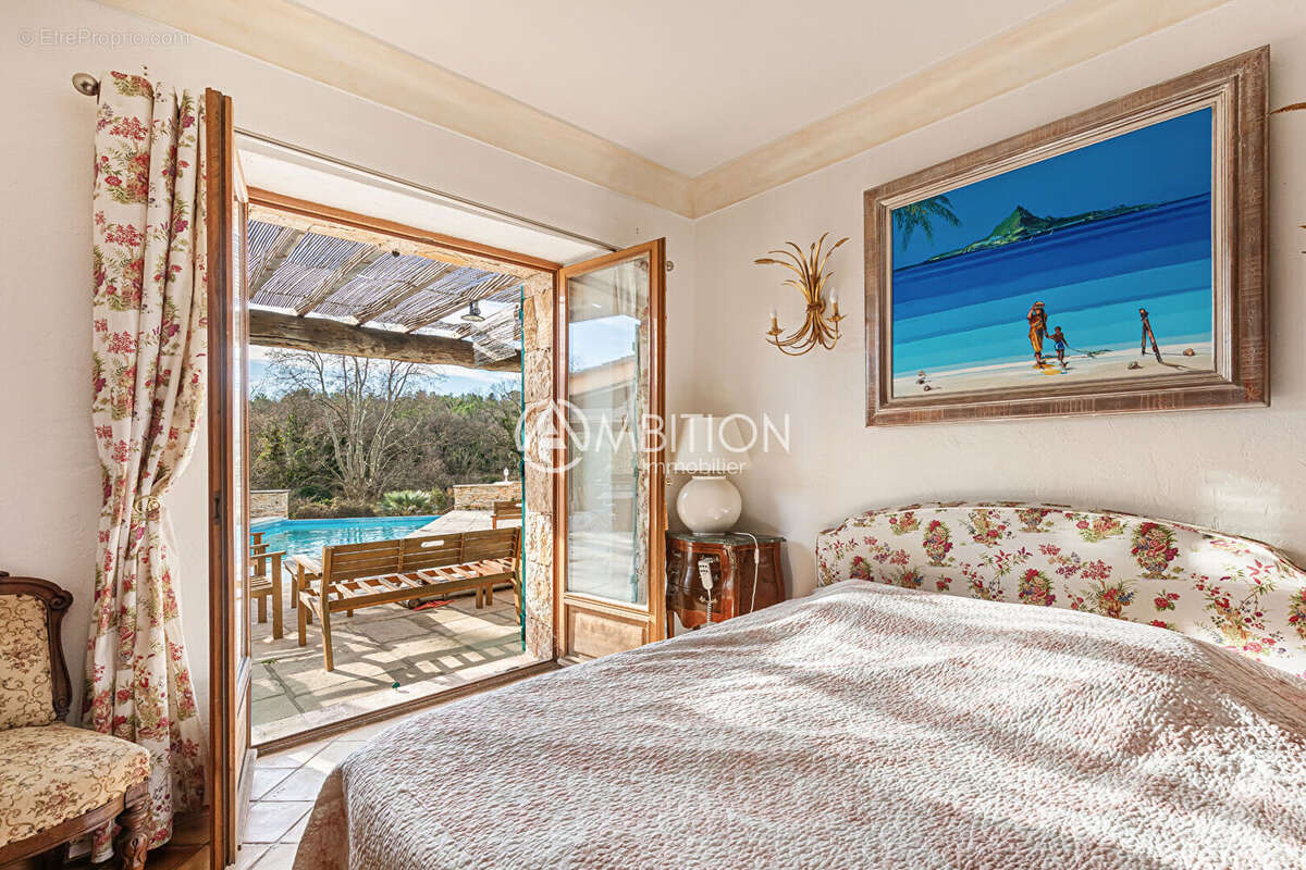 Maison à FIGANIERES