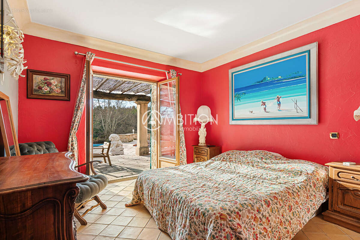 Maison à FIGANIERES