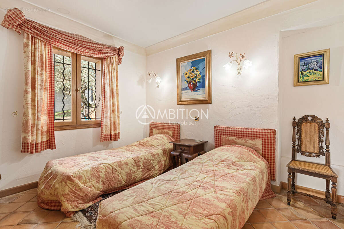 Maison à FIGANIERES