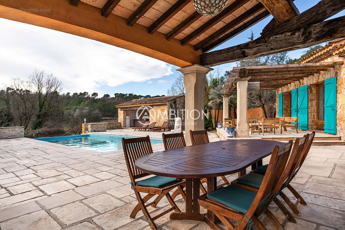 Maison à FIGANIERES