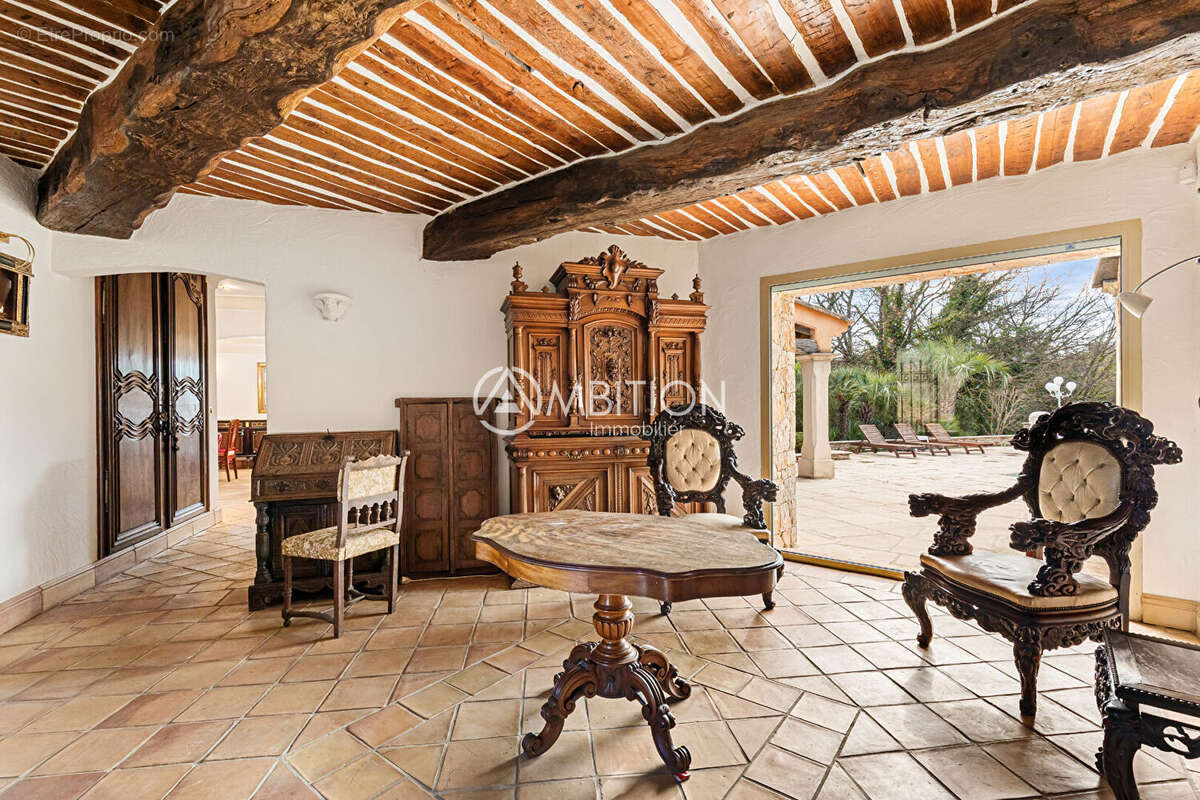 Maison à FIGANIERES